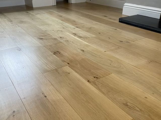 classic-floor-cleaning (1)-kireth-ai